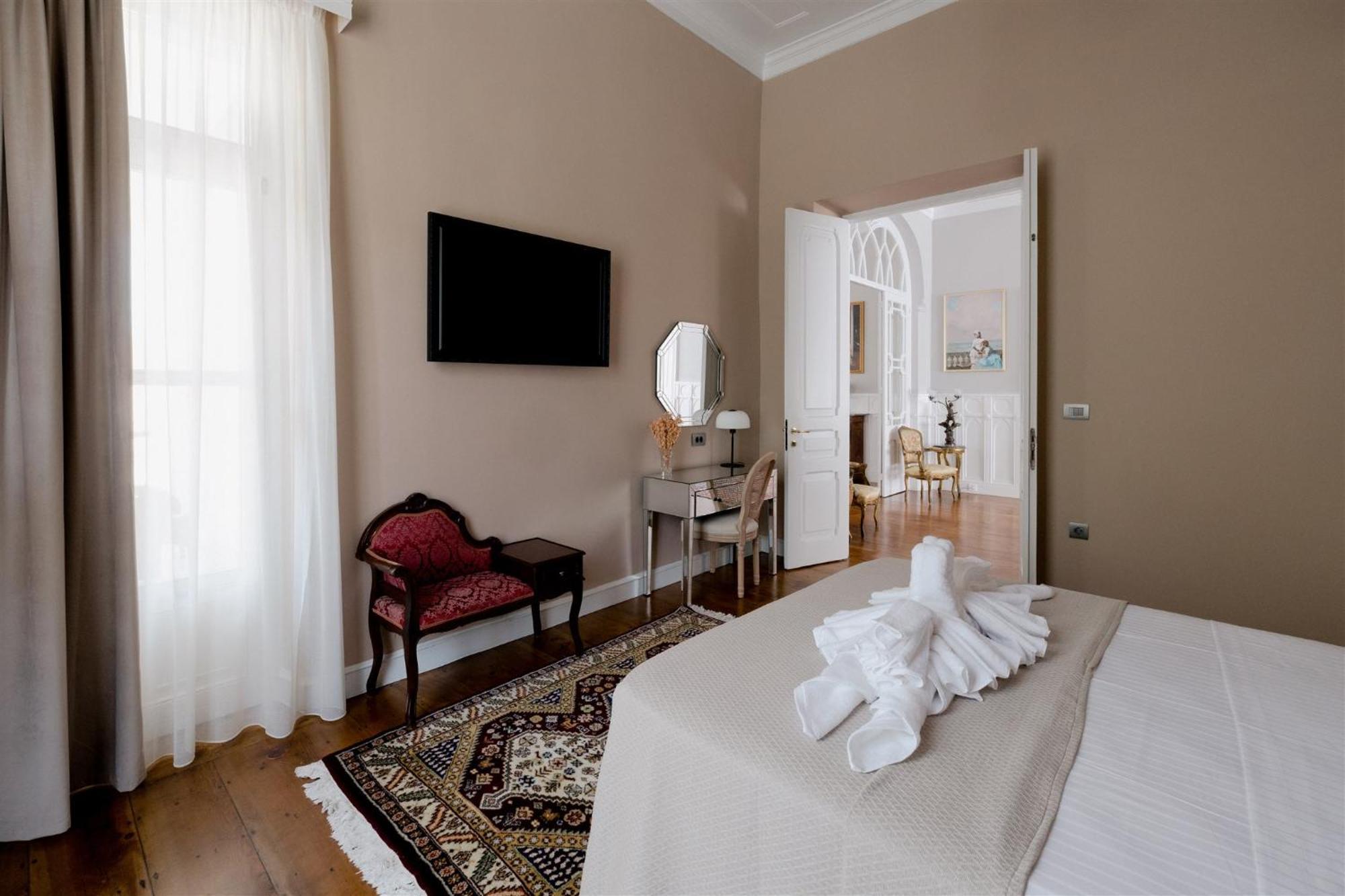Victoria Mansion A Luxurious Neoclassical Experience Rhodes City Εξωτερικό φωτογραφία